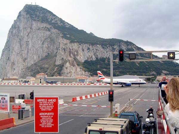 Летище в Гибралтар